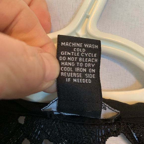 Rue 21 Black V-Neck Lace insert back Collarless 3/4 Tab sleeve Top s (A-135) - Picture 4 of 4